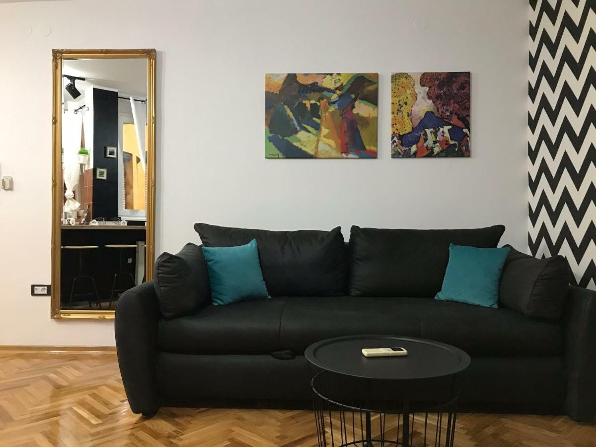Apartment Sfera Novi Sad Esterno foto